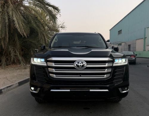 تويوتا لاند كروزر VXR
