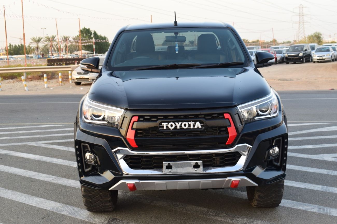 Toyota Hilux PICKUP  DIESEL  AUTOMATIC FULL GEAR OPTIONE (RUGGED)  2.8L 4X4 RIGHT HAND DRIVE