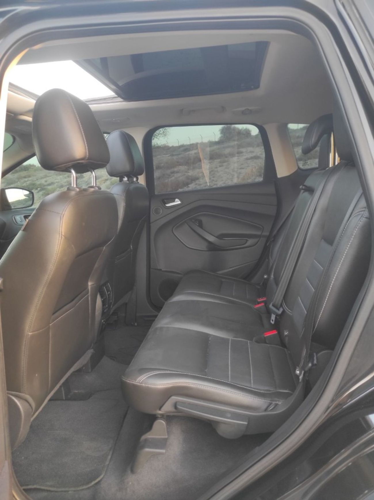 Ford Escape Ford escape 2014 Gcc V4 1.6 full options no1 panoramic