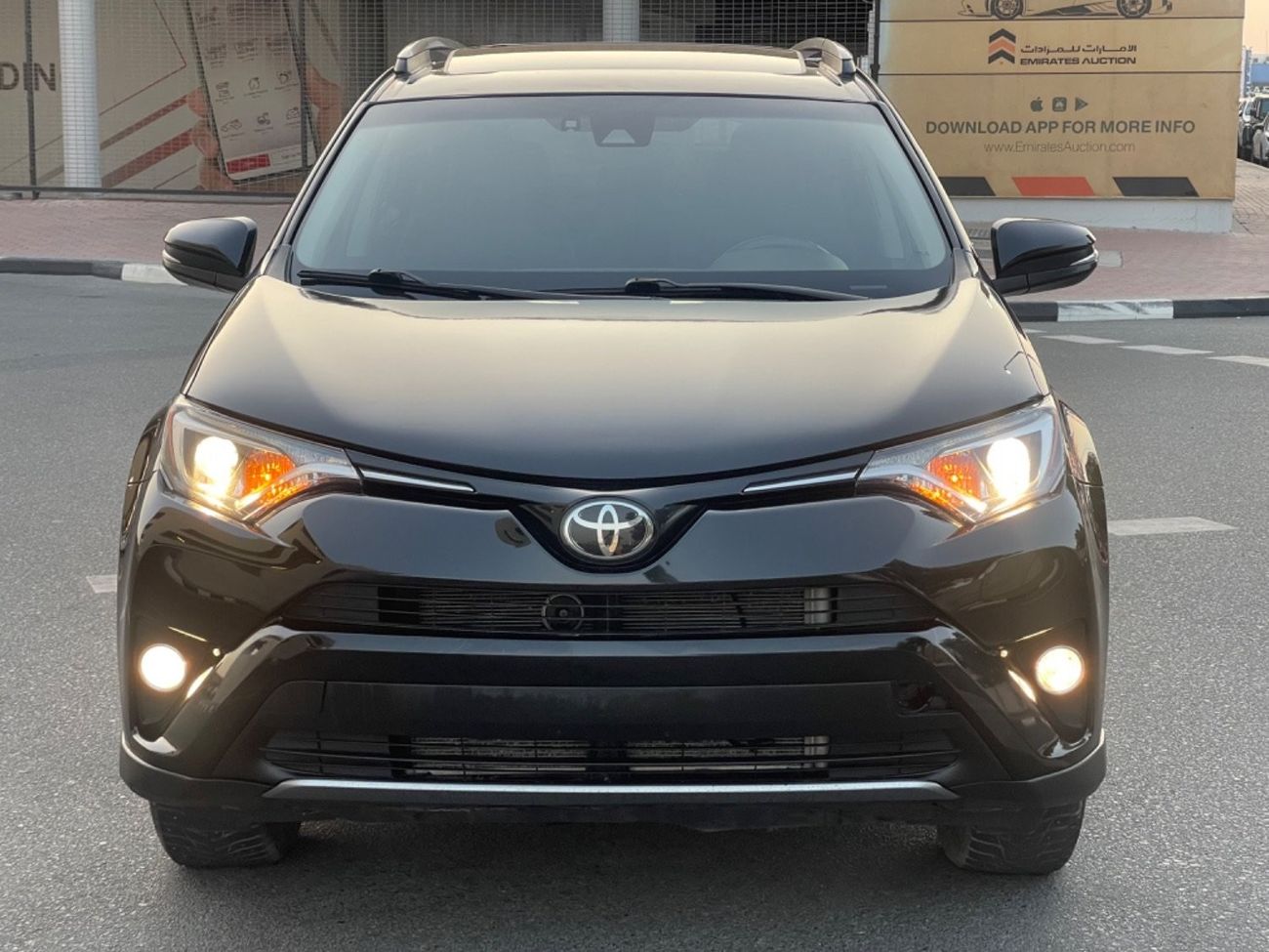 تويوتا راف ٤ 2017 RAV4 XLE AWD FULL OPTION