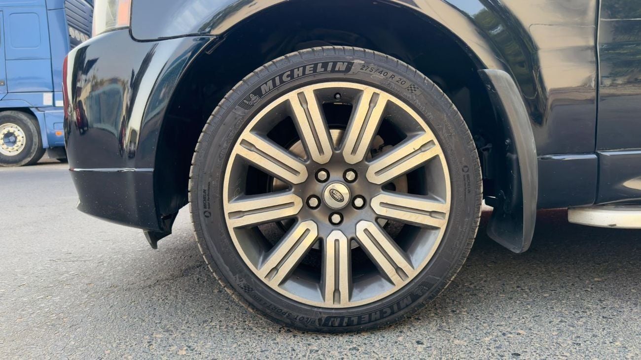 Land Rover Range Rover Sport AUTOMATIC TRANSMISSION | 4.4L PETROL ENGINE | 4WD | PREMIUM LEATHER & MEMORY SEATS | SUNROOF | COOL