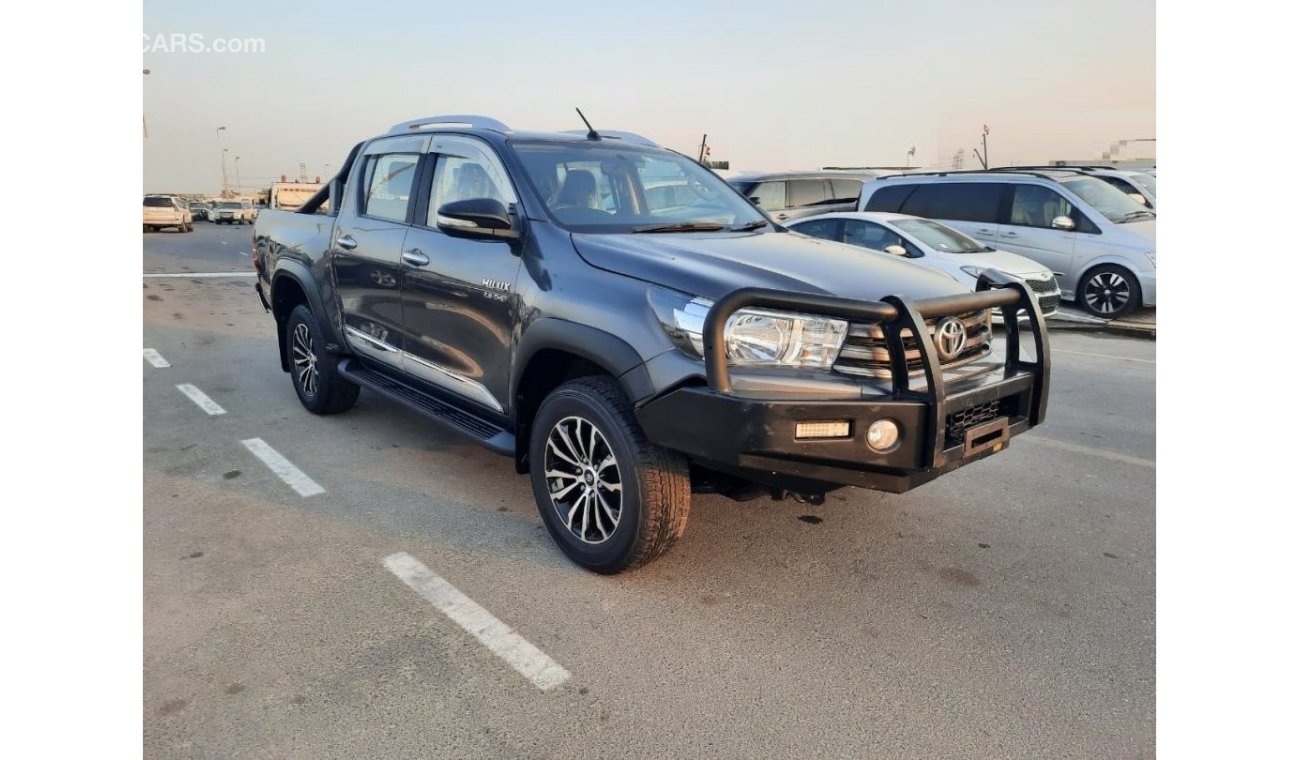 تويوتا هيلوكس Hilux pickup RIGHT HAND DRIVE (Stock no PM 757)