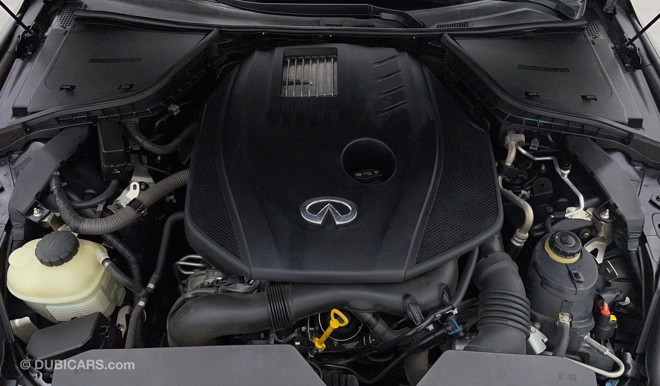 Infiniti Q50 Premium 2000