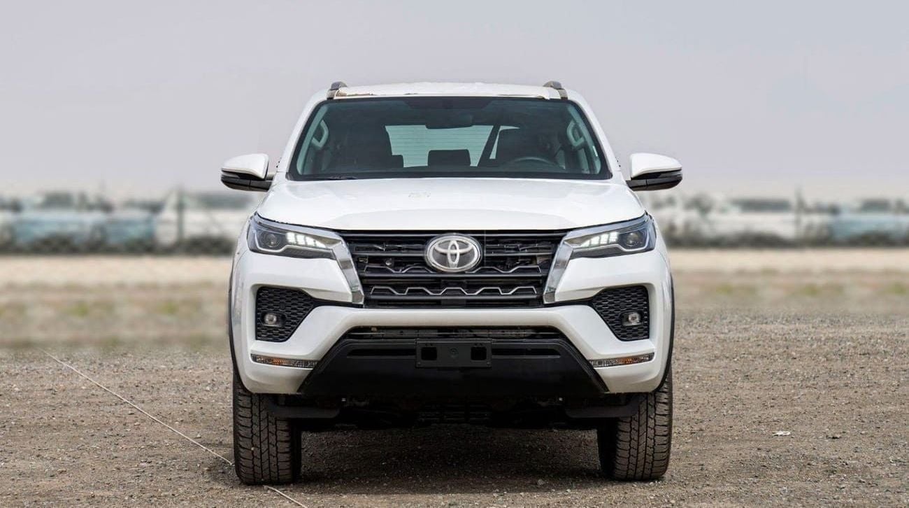 تويوتا فورتونر EXR Toyota Fortuner 2.4L Diesel 2025