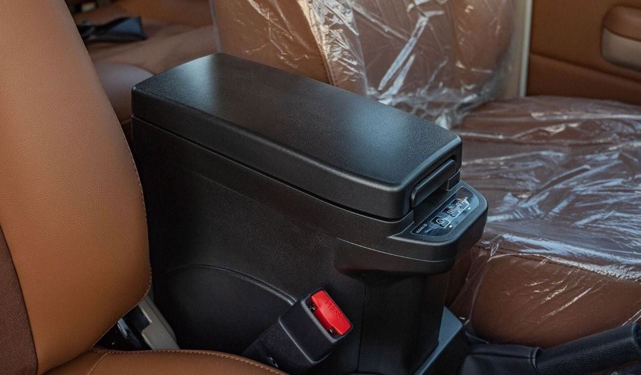 تويوتا لاند كروزر بيك آب 2025 Toyota Land Cruiser LC79 4.0 Double Cab AT Petrol Full Option