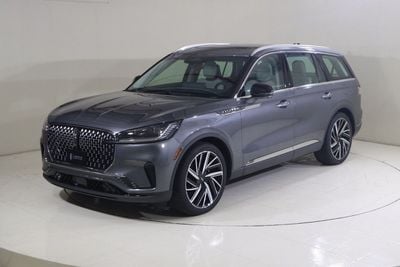 لينكولن أفياتور Presidential 3.0L