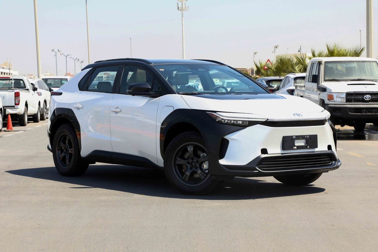 Toyota bZ4X 2022 Toyota bZ4X X-Mode Pro - White inside Grey