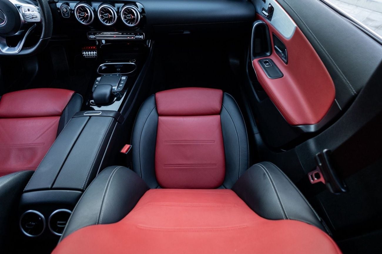 مرسيدس بنز CLA 250 Premium 2.0L