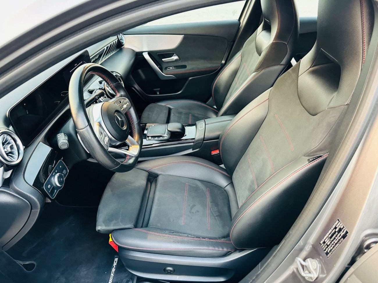 مرسيدس بنز A 200 AMG