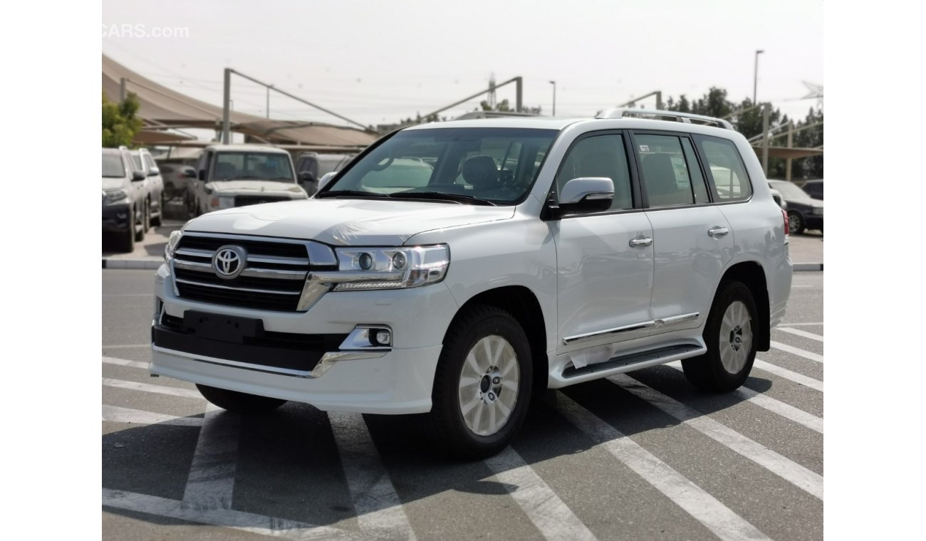 Toyota Land Cruiser 4.5L Diesel, 18" Alloy Rims, LED HeadLight, Fog Lamps, Push Start, Cruise Control, CODE-LCS20