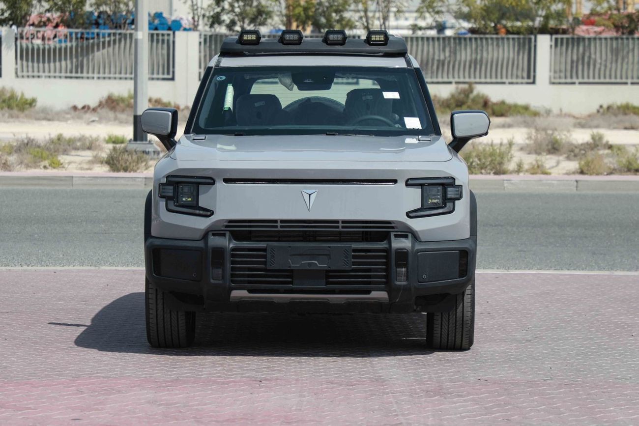 Changan Deepal G318 2024 Changan Deepal G318 Air Suspension - Plug-in Hybrid - Grey inside Black