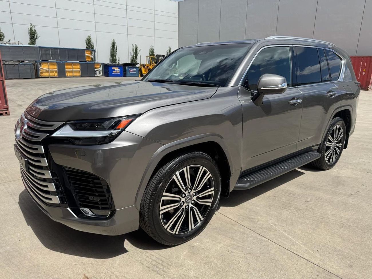 Lexus LX 500
