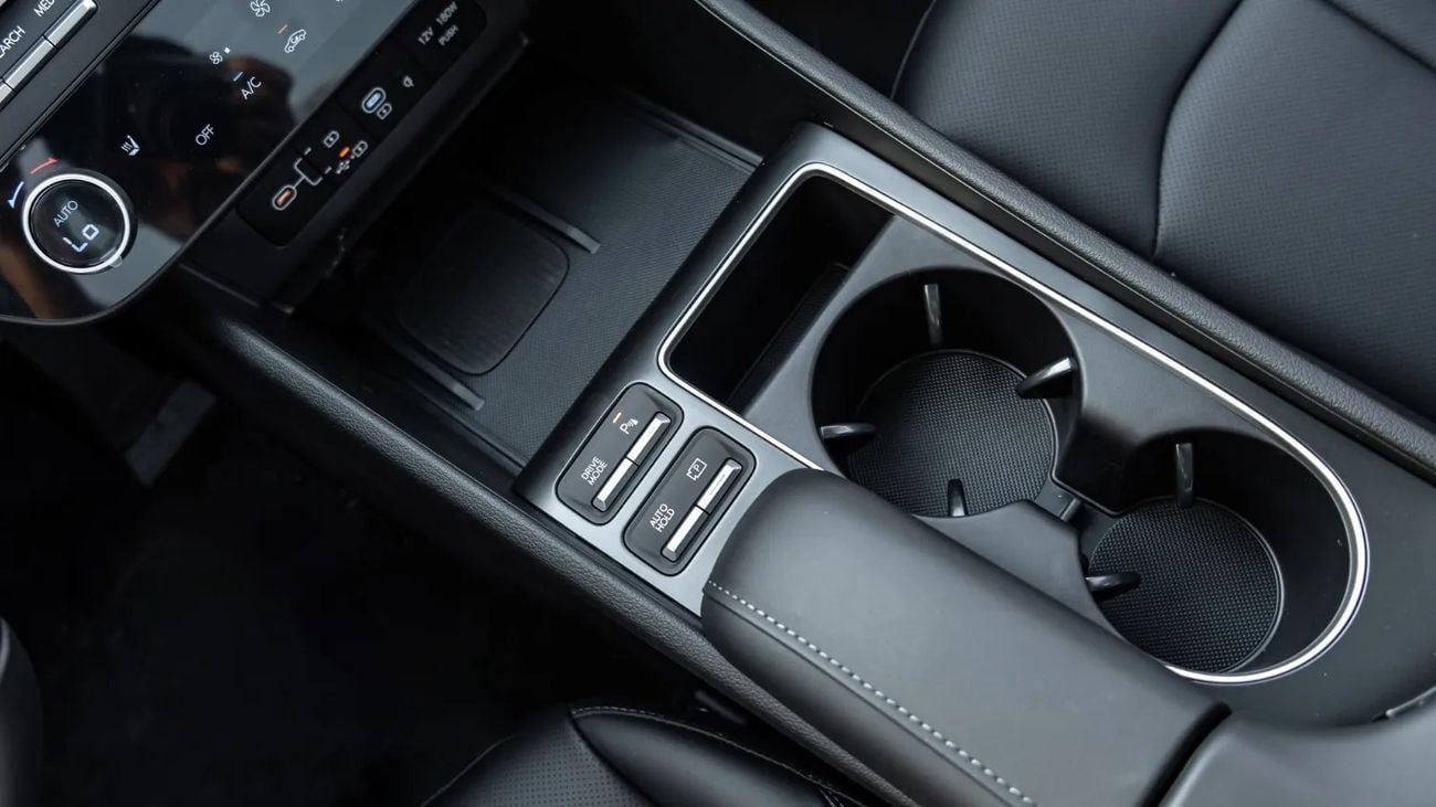 Hyundai Sonata 2025 | HYUNDAI SONATA 1.5T PRO - PANORAMIC SUNROOF [ EXPORT ONLY ]