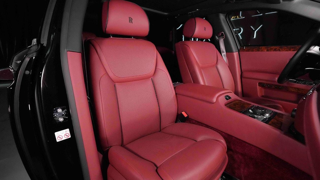 Rolls-Royce Ghost | NEGOTIABLE PRICE | FULLY LOADED | IMMACULATE CONDITION | GCC SPEC