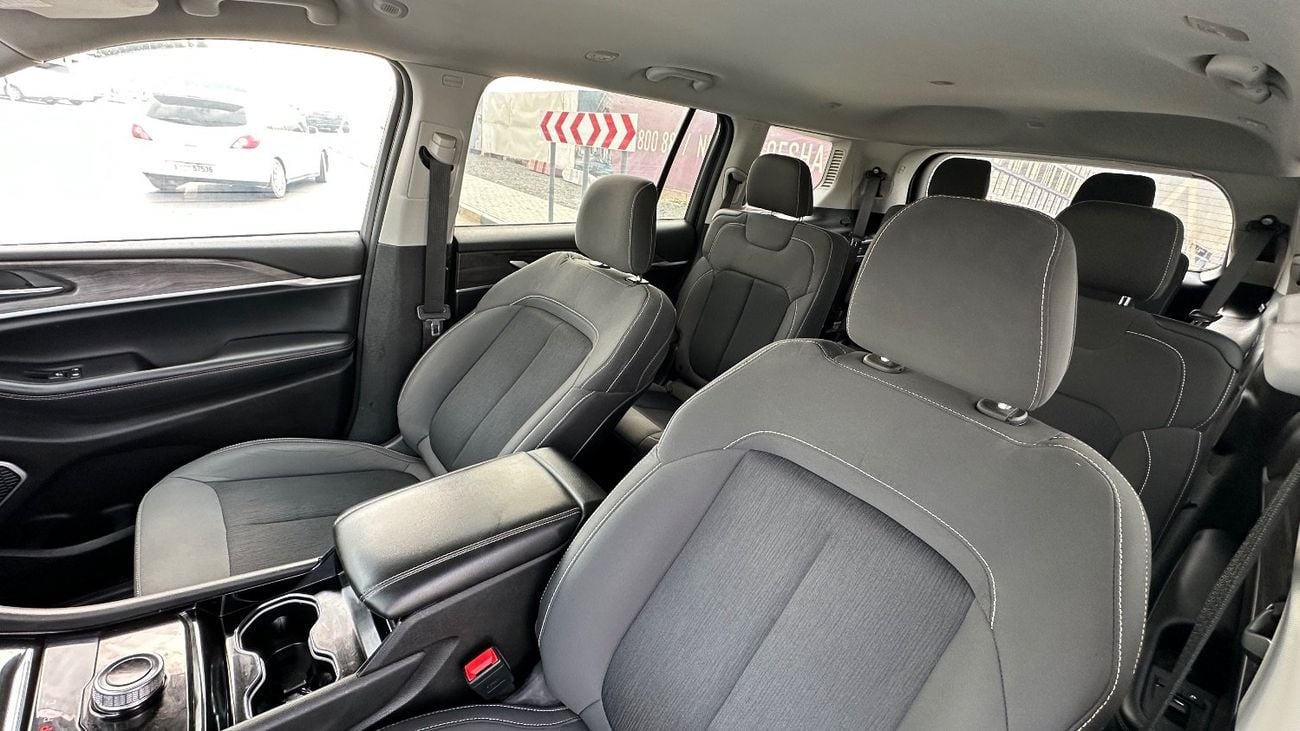 Jeep Grand Cherokee Laredo 3.6L 4WD