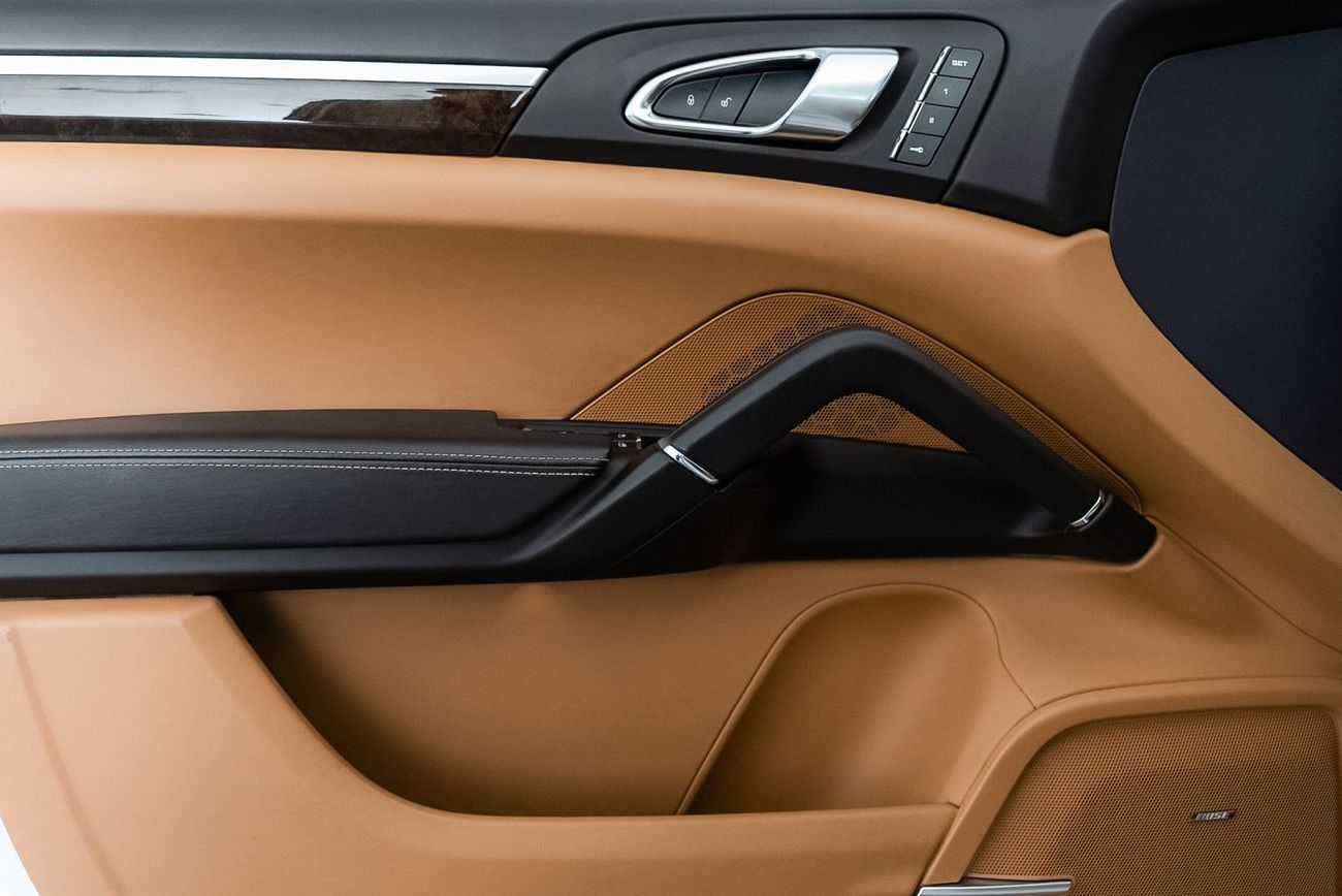 بورش كايان GTS