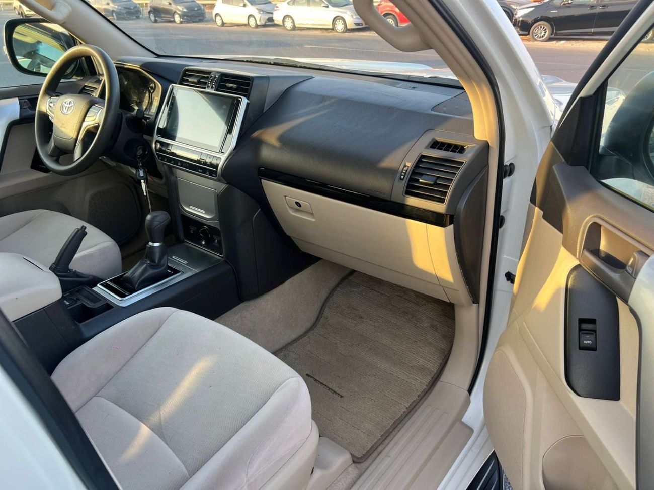 تويوتا برادو 2023  Toyota Prado TX 2.7L V4- AWD 4x4 - GCC - No Accedent - 2key - Rear CAM