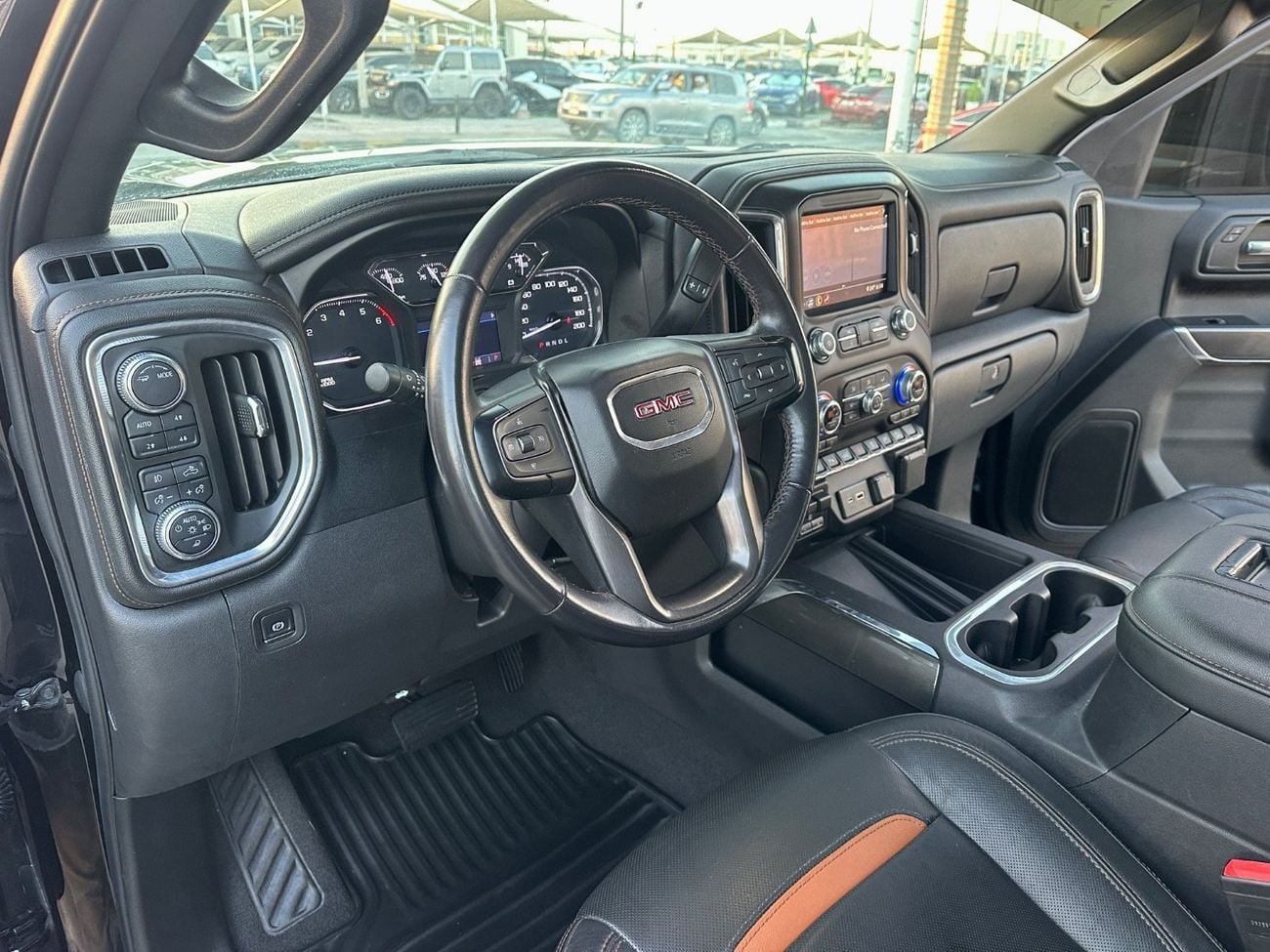 جي أم سي سييرا 1500 REG/CAB AT4