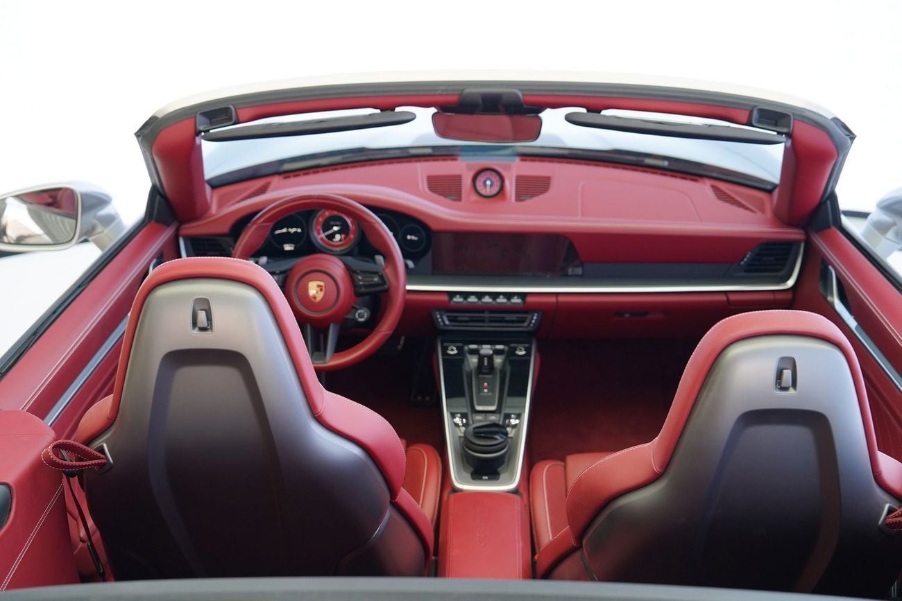 بورش 911 TURBO S Turbo 3.8L (580 HP) Convertible
