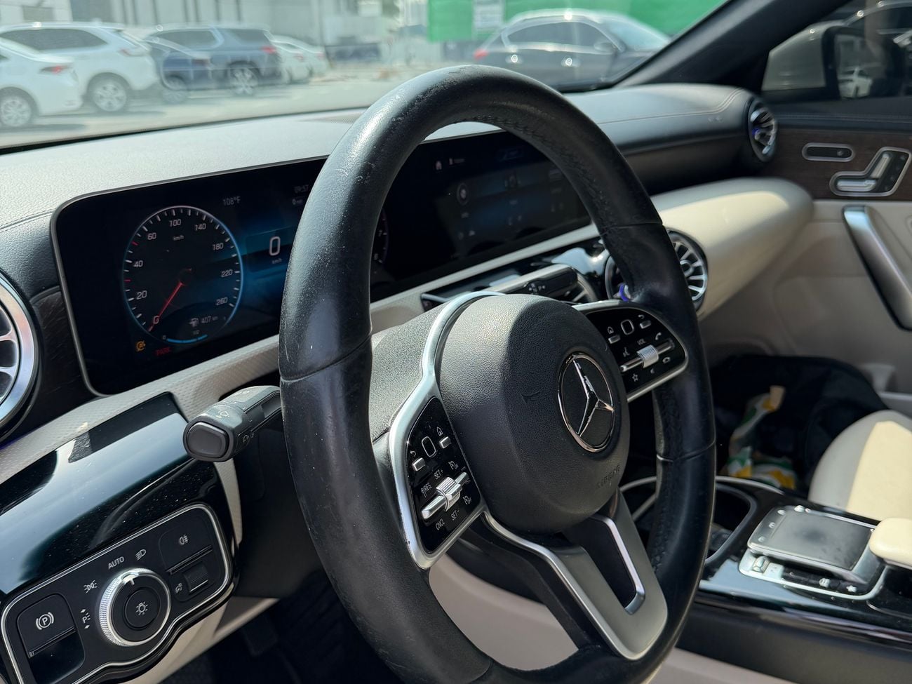 Mercedes Benz CLA250