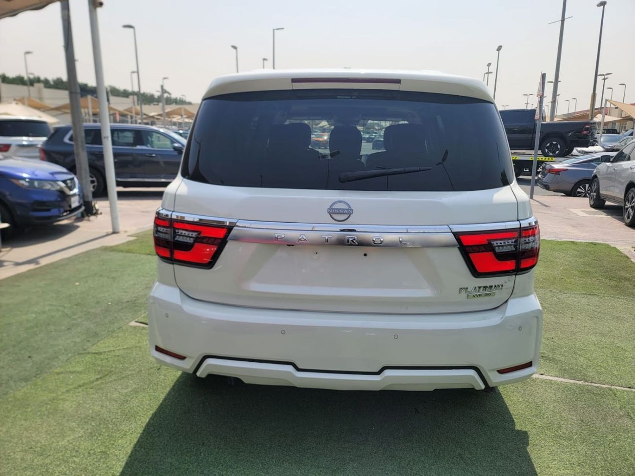 نيسان باترول LE Platinum 5.6L