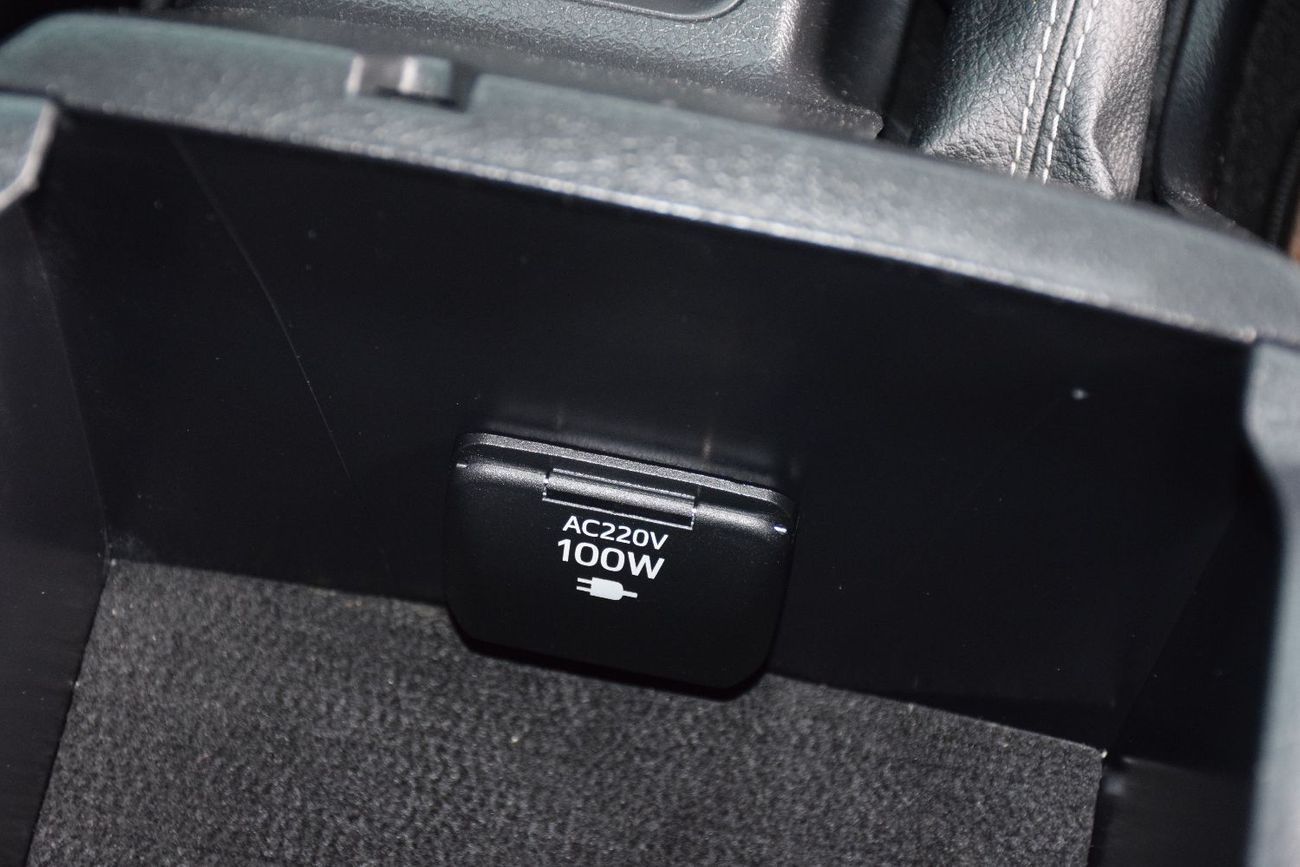 تويوتا هيلوكس DOUBLE CAB | DIESEL 2.8L | 4x4