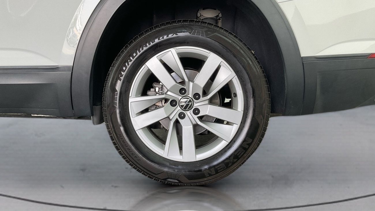 Volkswagen Teramont TRENDLINE | Guaranteed Warranty | 0 Down Payment