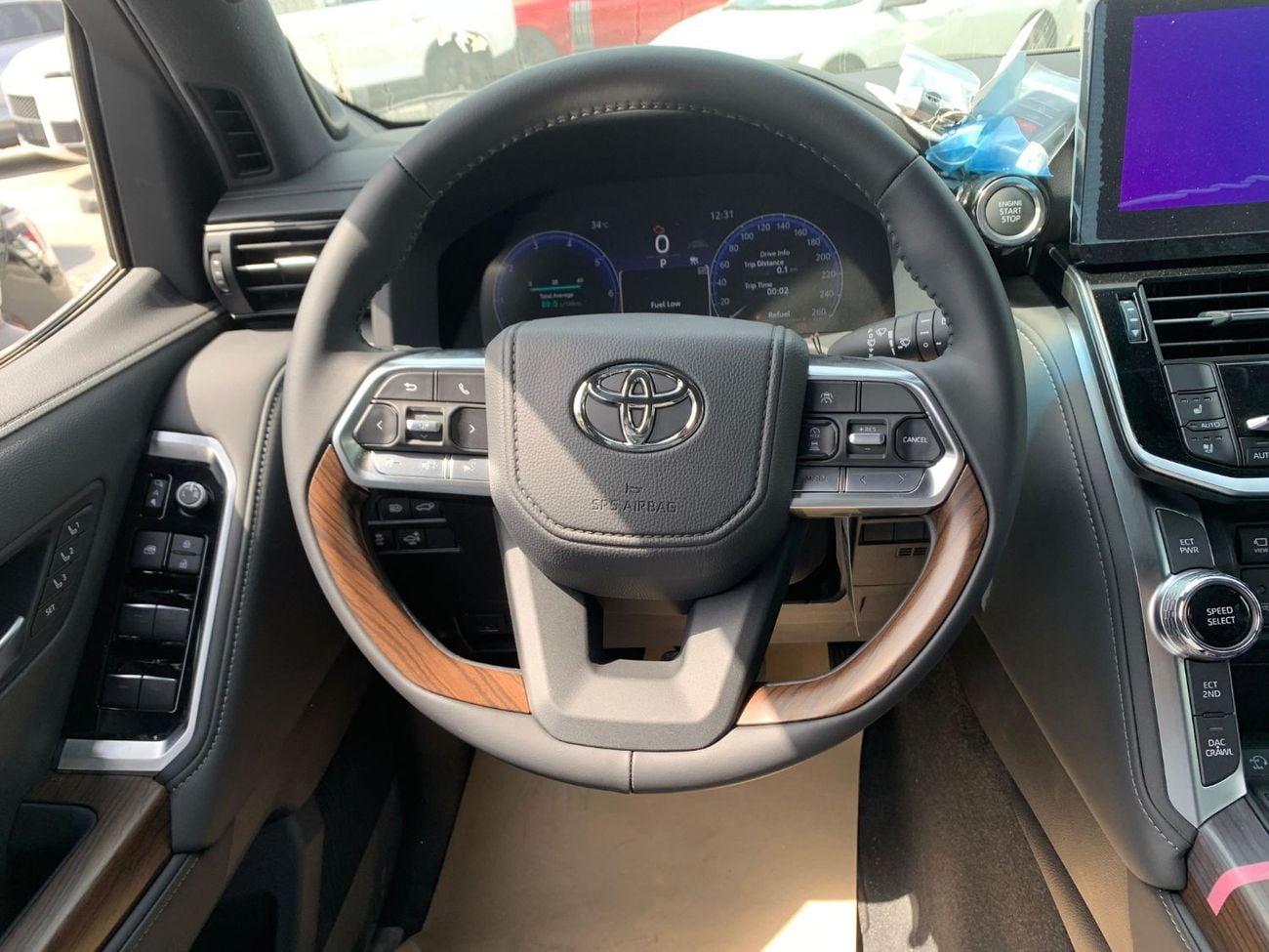 تويوتا لاند كروزر 2026 TOYOTA LAND CRUISER VX 4.0L V6 PETROL HIGH OPTION