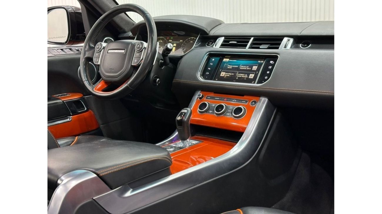 لاند روفر رينج روفر سبورت 2016 Range Rover Sport SVR, March 2025 Agency Warranty + Jan 2026 Service Contract, GCC
