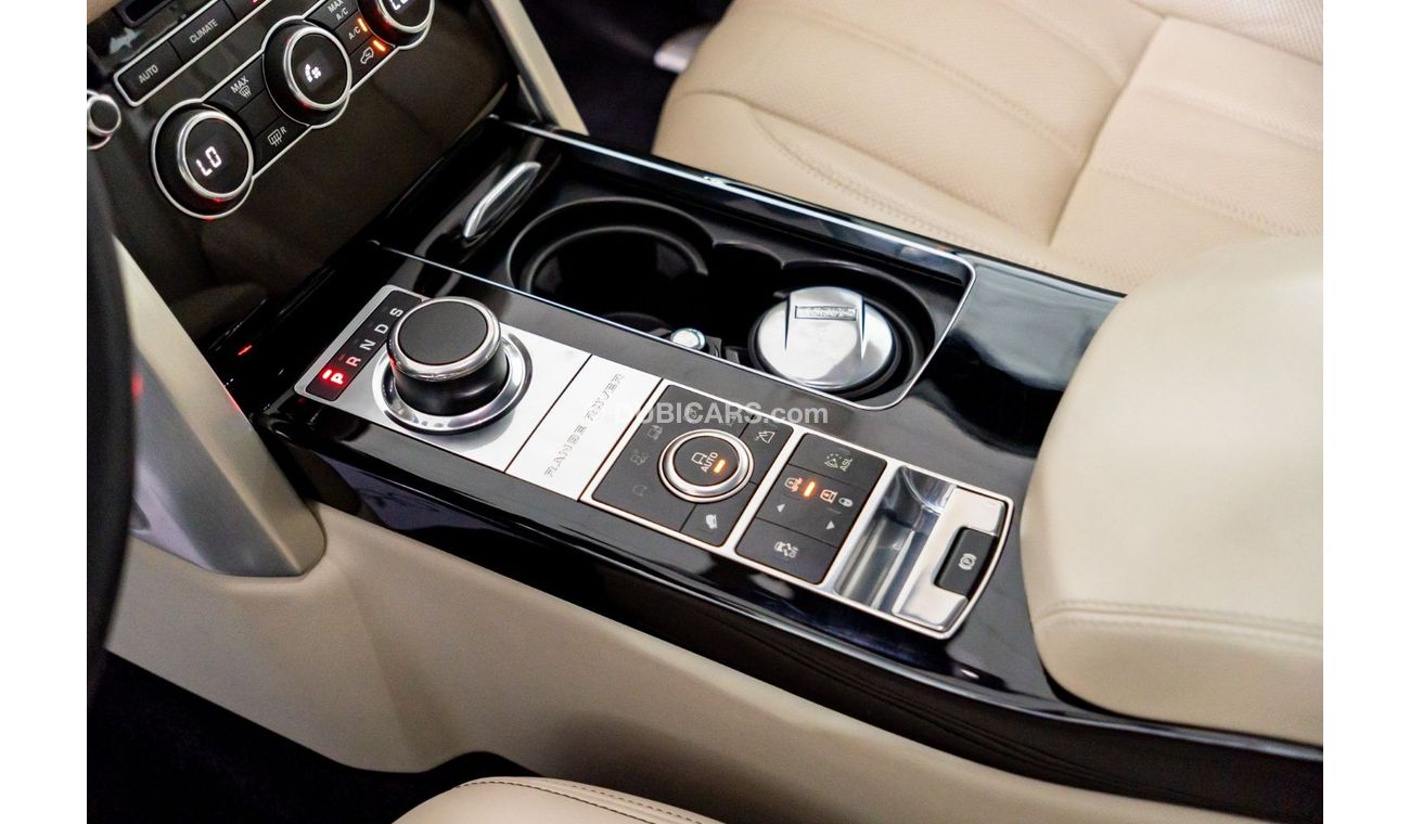 Land Rover Range Rover 2015 Range Rover Vouge Supercharged / Full Service History