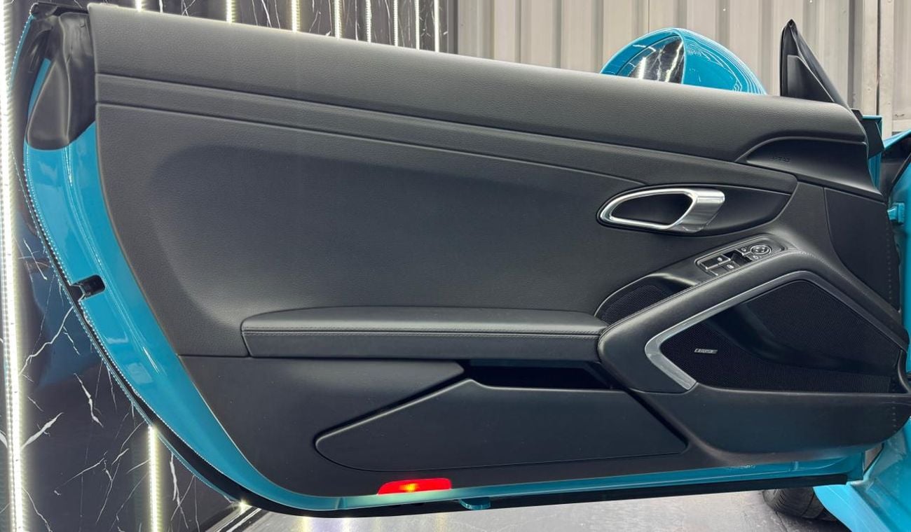 Porsche 911 Carrera S 3.0L (420 HP) Coupe