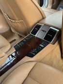 Porsche Panamera 4S 4.8L