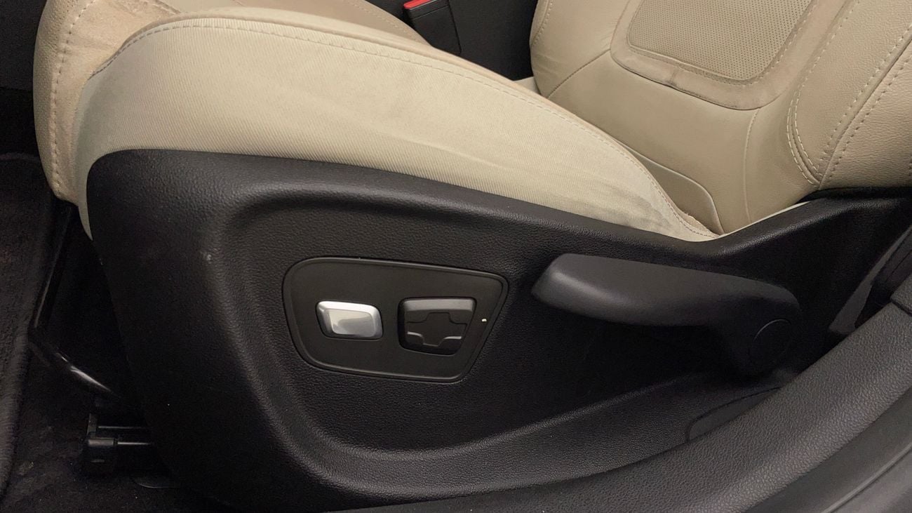 Renault Megane LE 1.6 | Zero Down Payment | Home Test Drive