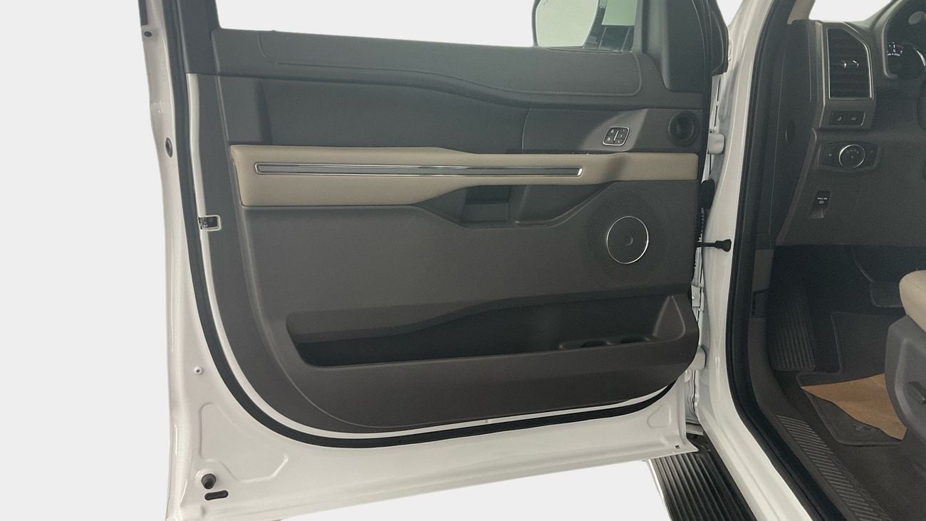 Ford Expedition XLT Premium | upto AED 20,000 Ramadan Discount | Guaranteed Warranty | 0 Down Payment