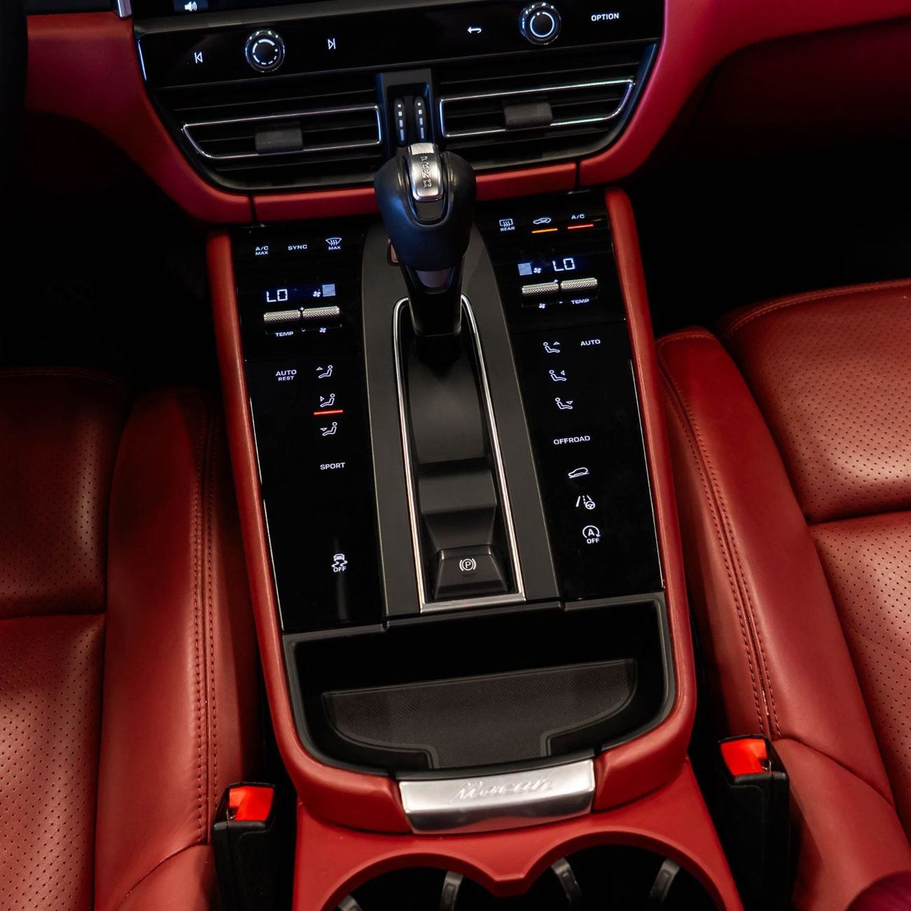 Porsche Macan STD AED 3,161 P.M • 0% Downpayment • Porsche Macan • 1 Year Warranty