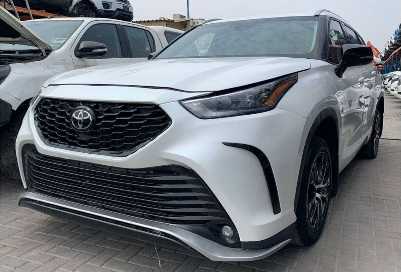 Toyota Highlander Petrol 3.5 Liter Right Hand Drive Automatic TV With Back Camera