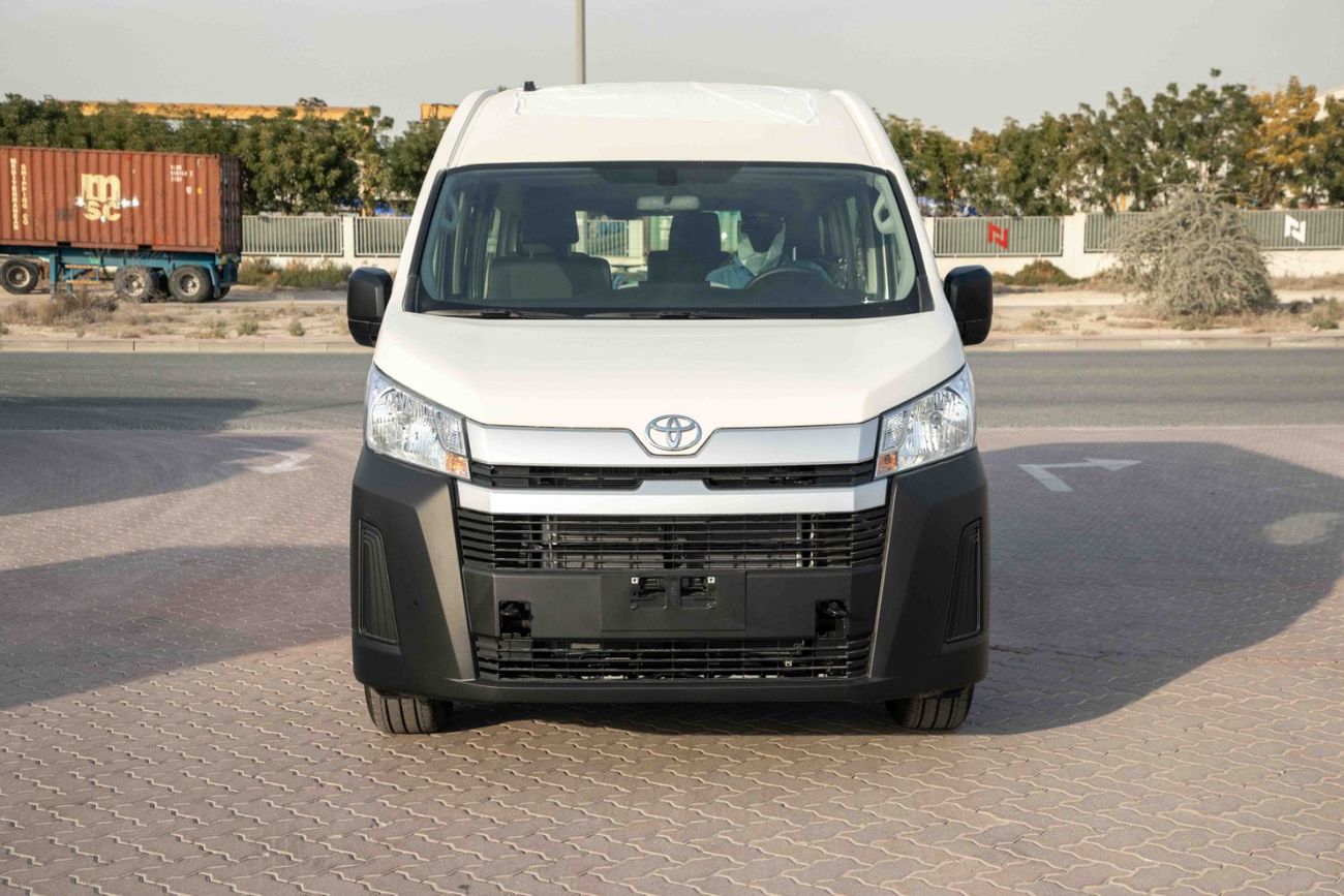 تويوتا هاياس 2.8L - White Inside Dark Grey | Export Only