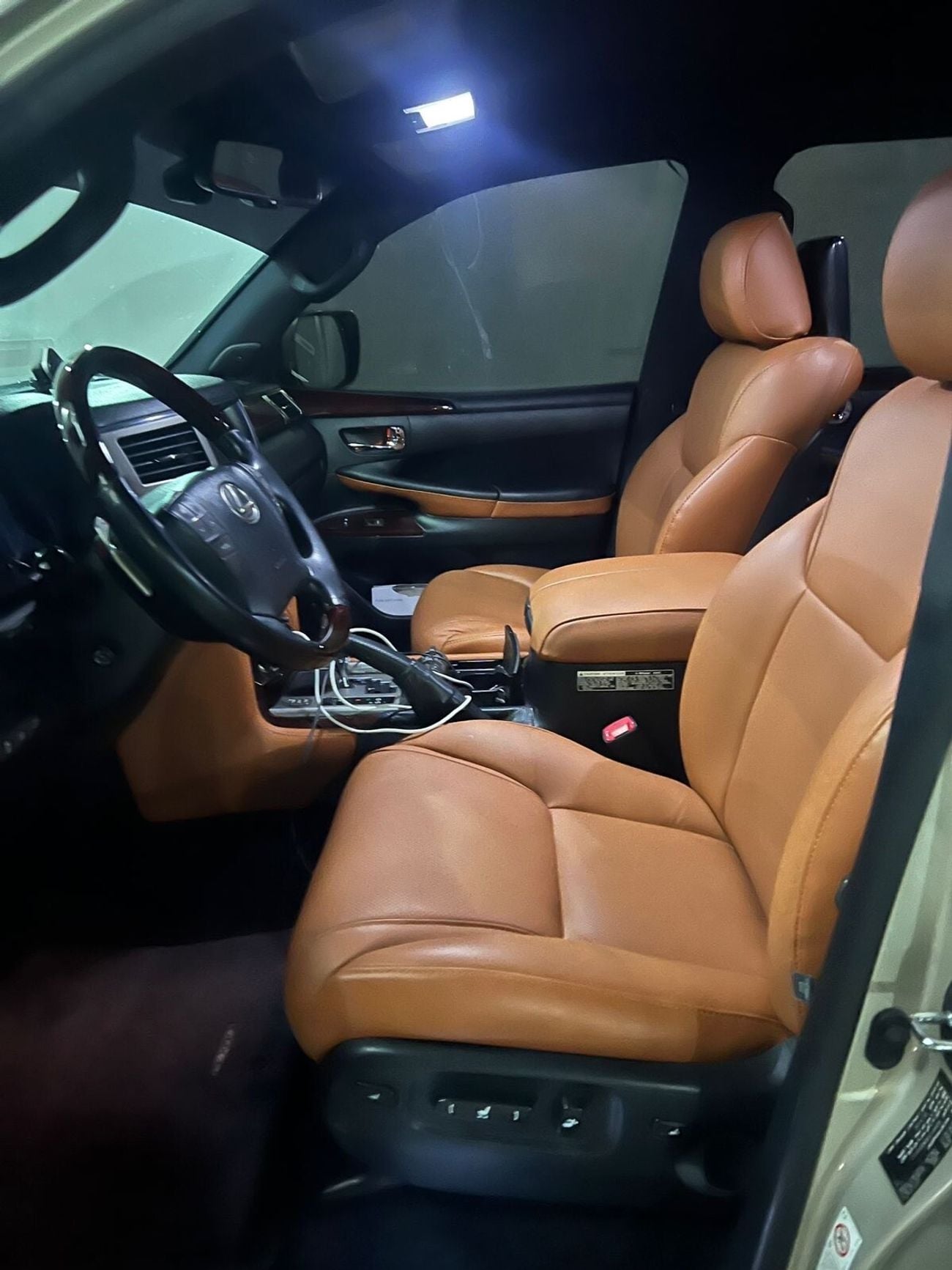 Lexus LX570 SPORT TITANIUM
