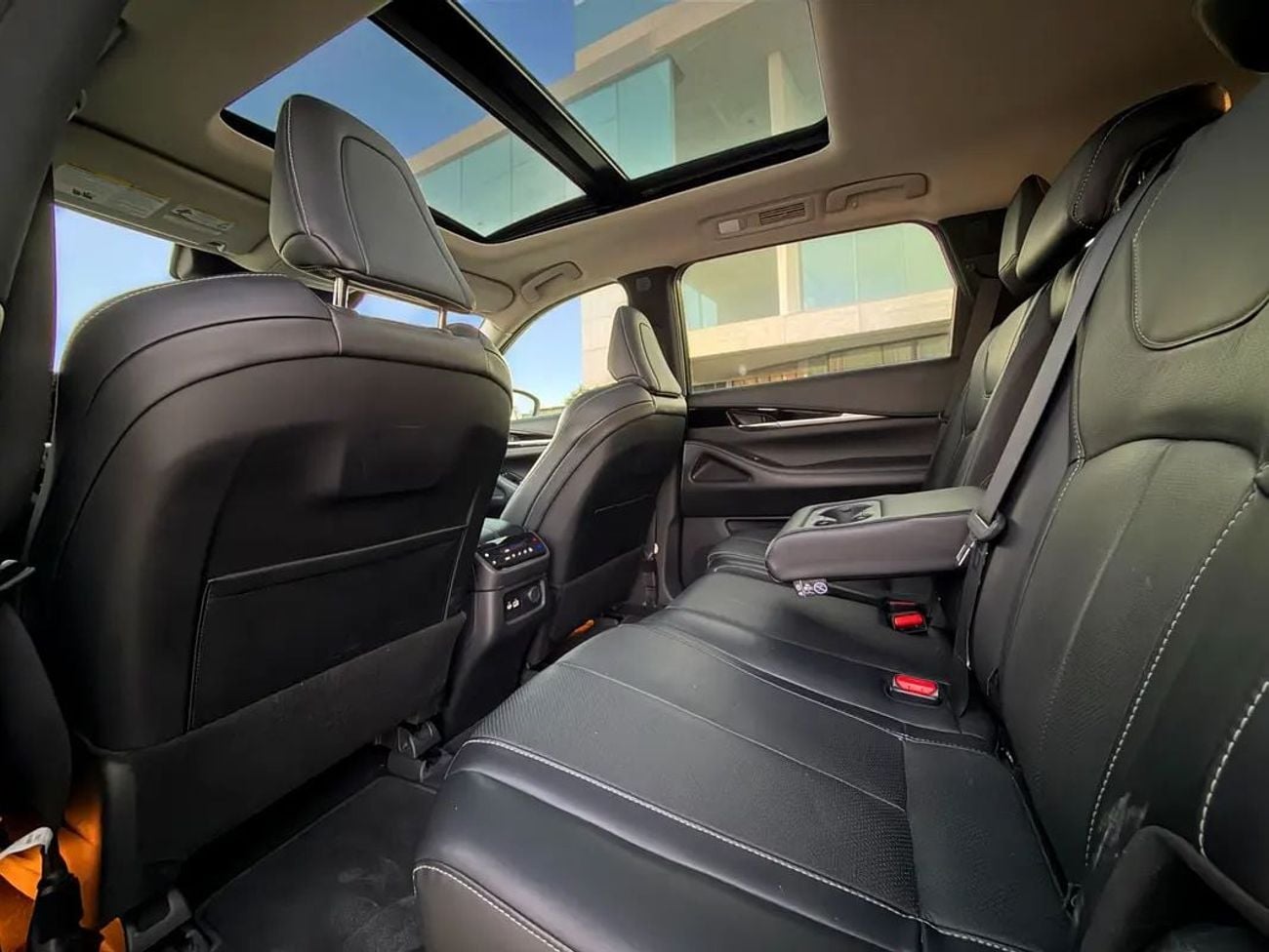 Infiniti QX60 INFINITI QX60 PURE | 3.5L V6 – 295 BHP | 2023 | AMERICAN SPECS | AED 99,500