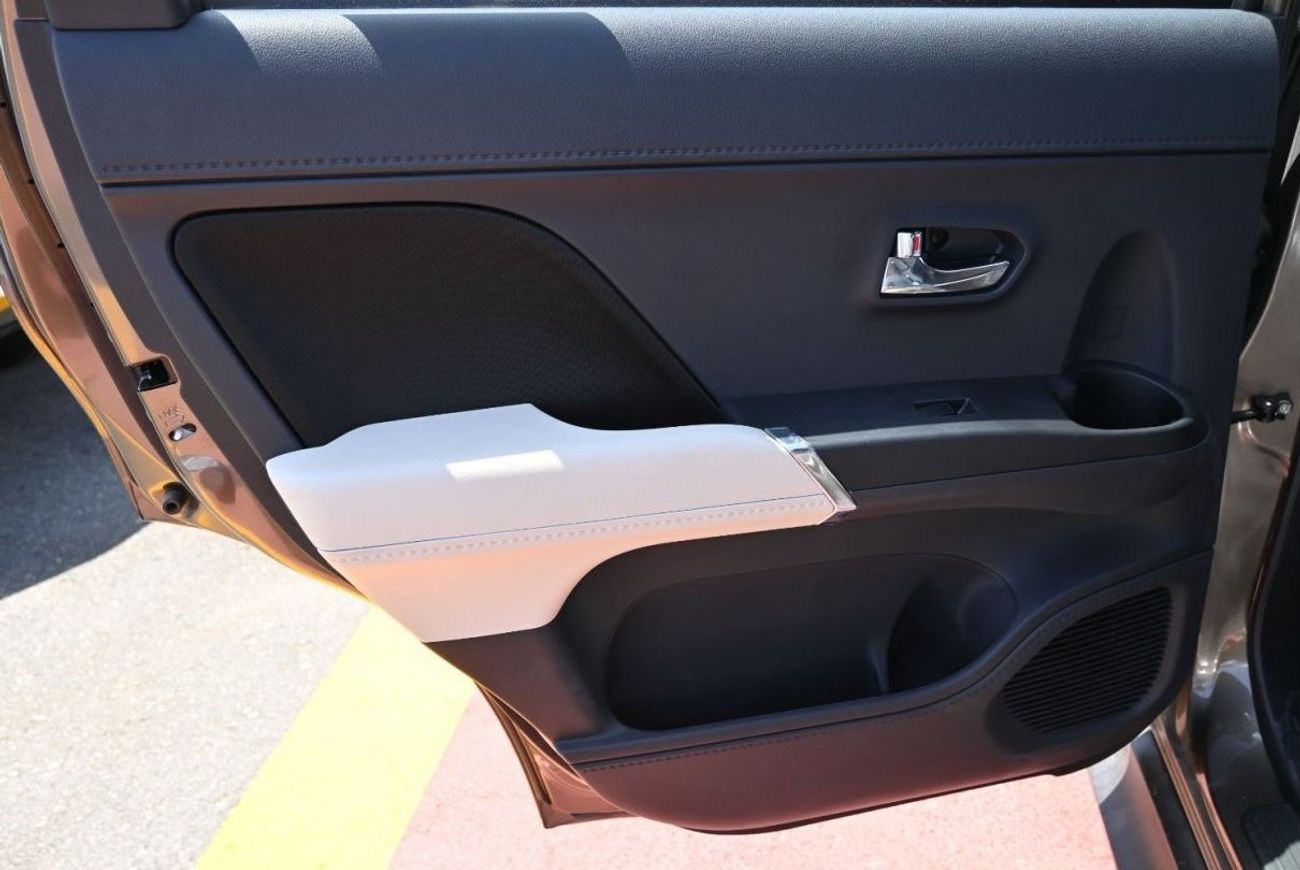 Toyota Rush Toyota Rush G 1.5L Petrol, SUV, RWD, 5 Doors, Color Brown, Model 2023