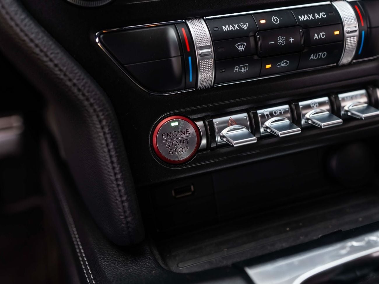 Ford Mustang Mach 1 5.0L V8