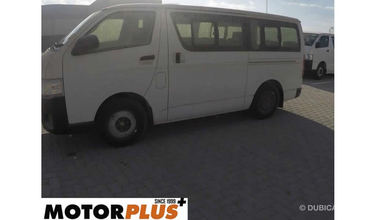 Toyota Hiace 2.5lt Diesel Std Roof RHD Export Only