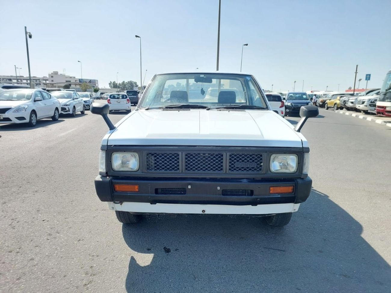 Nissan Pickup NISSAN DATSUN PICKUP RHD 1990 MODEL 1.6 L PETROL MANUAL(PM23324)