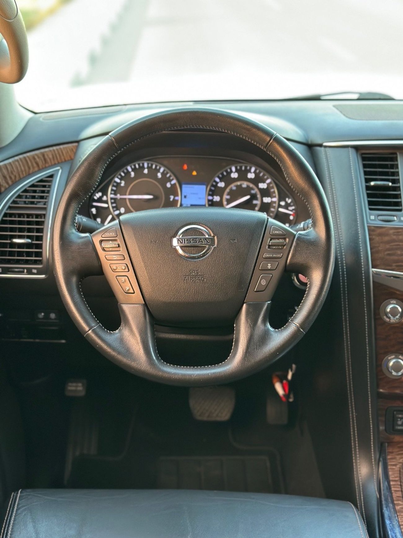 نيسان أرمادا SL Sunroof full Option