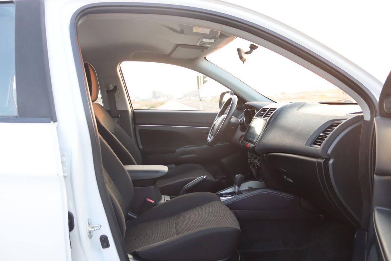 Mitsubishi ASX GLS ACCIDENTS FREE - GCC - ENGINE 2000 CC - ORIGINAL PAINT - PERFECT CONDITION INSIDE OUT