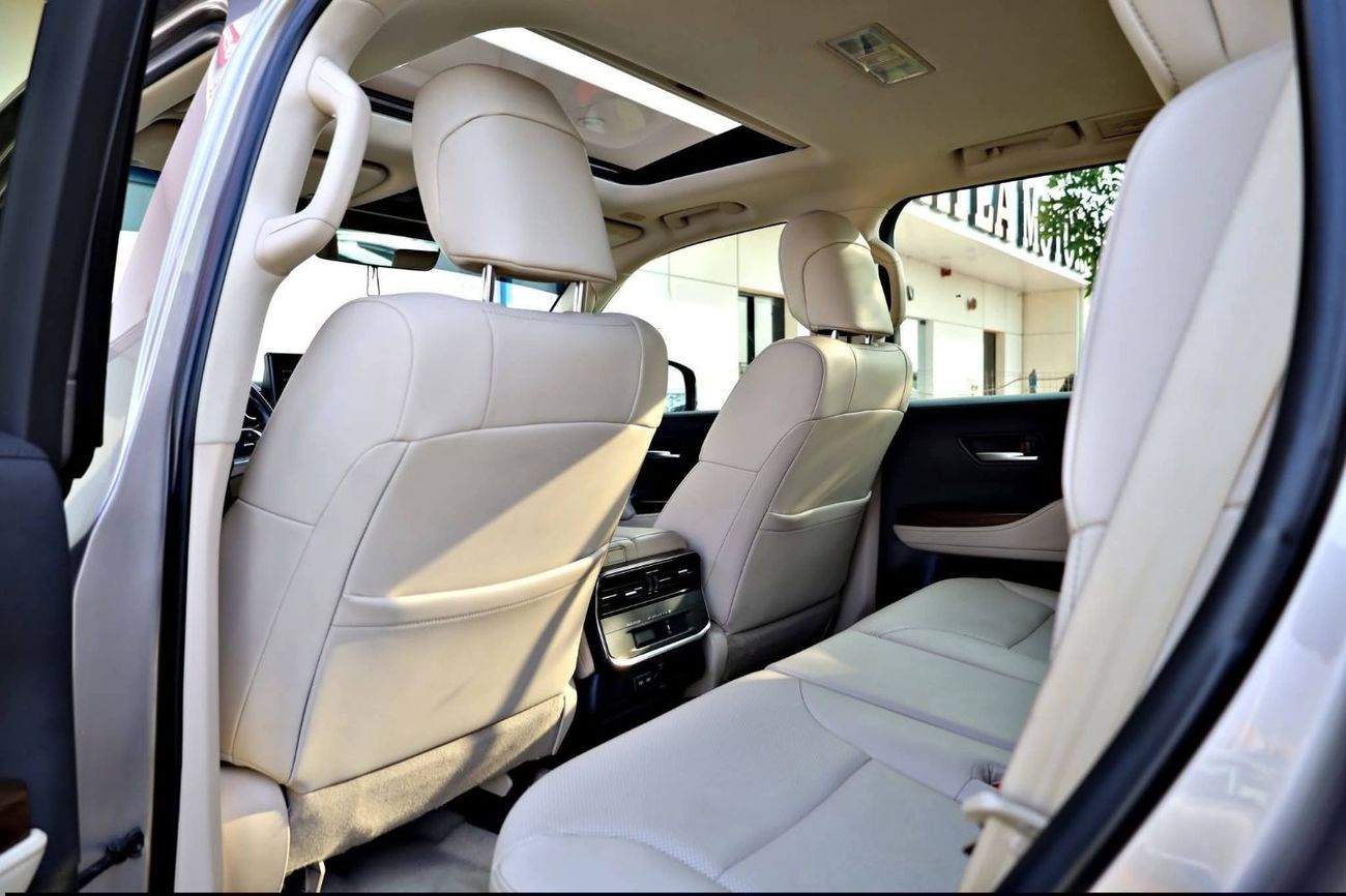 Toyota Land Cruiser GXR 4.0L LHD-4WD-PETROL-AUTOMATIC-6 CYLINDER-7 SEATS-5DOORS