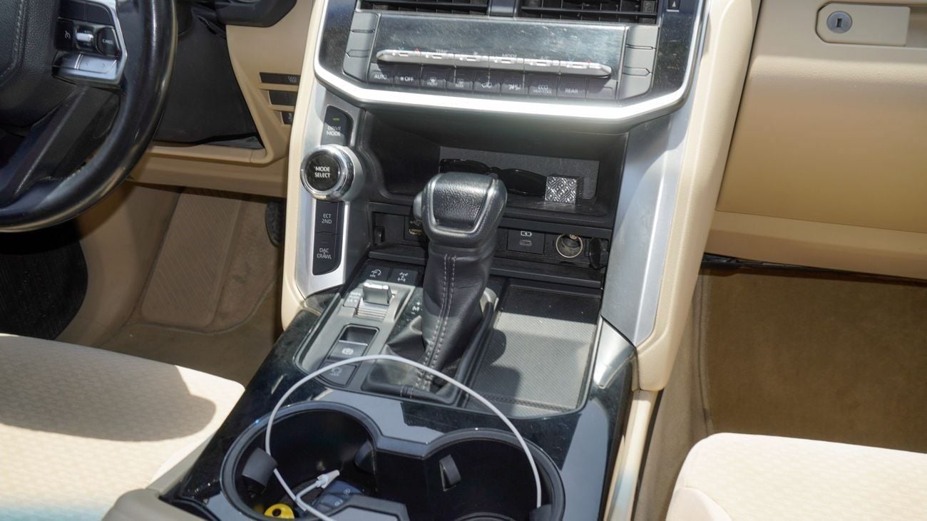 Toyota Land Cruiser GXR 3.3 L d