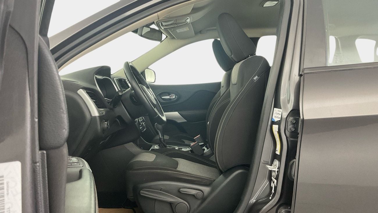 Jeep Cherokee Unlimited Unlimited Sport 3.2L Sport | Guaranteed Warranty | 0 Down Payment