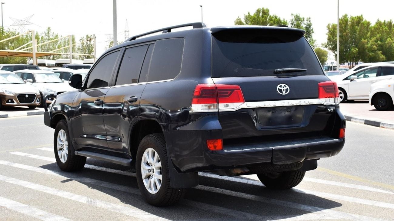 Toyota Land Cruiser V8 Diesel Right Hand