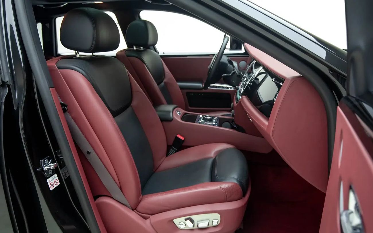 Rolls-Royce Ghost Std 6.6L GCC Spec